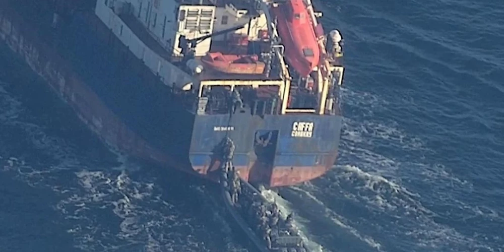 Zviedrija aizturējusi kravas kuģi, kas bija ceļā uz Sanktpēterburgu. 