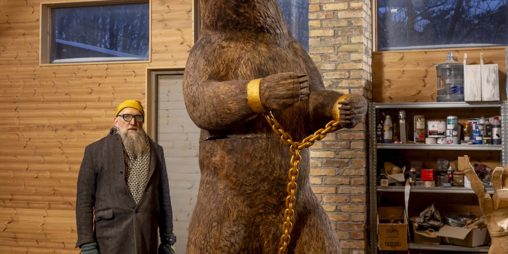 Aigars Bikše Venēcijā eksponēs “Zvēra savaldīšanu ar sirdi”.