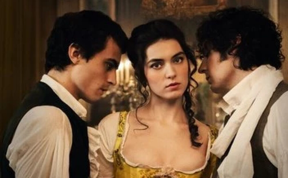 Seksuālā brīvība, sieviešu tiesības un manipulēšanas māksla. Seriāla "Merteuil" recenzija