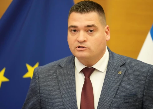 Rīgas vicemērs Edvards Ratnieks uzskata, ka Rīgā “jāpievelk skrūves”, lai ierobežotu gan legālo, gan nelegālo imigrāciju.