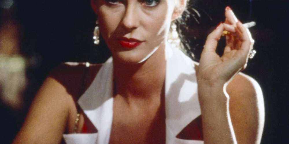 Annabella Skofīlda (1963-2026)