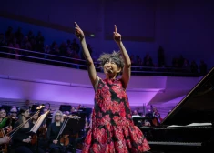 FOTO: aizvadīta aizraujoša Zvaigžņu festivāla nedēļas nogale – publiku sajūsmina Hiromi un Reiņa Zariņa koncerti