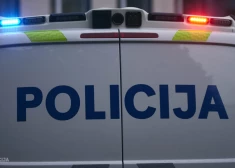 Traģiska avārija uz Rīgas apvedceļa pie Ērgļu ceļa: gājis bojā cilvēks, satiksme bloķēta