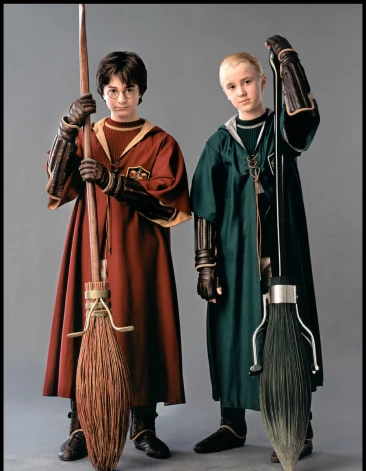 Toms Feltons un Daniels Redklifs 2002. gadā.