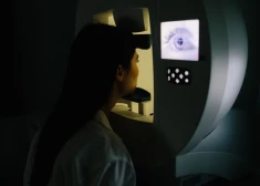 Slimība, kas var nozagt redzi nemanāmi: īpašs risks ir cilvēkiem pēc 40