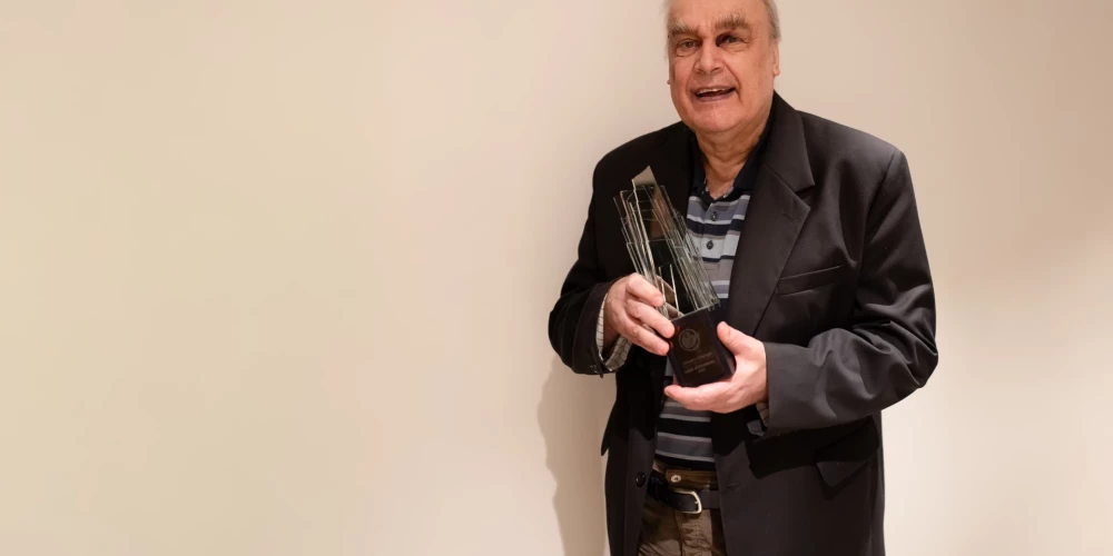 Par gada vēsturnieku atzīts Aivars Stranga.