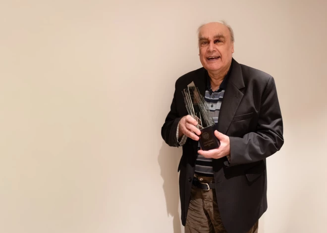 Par gada vēsturnieku atzīts Aivars Stranga