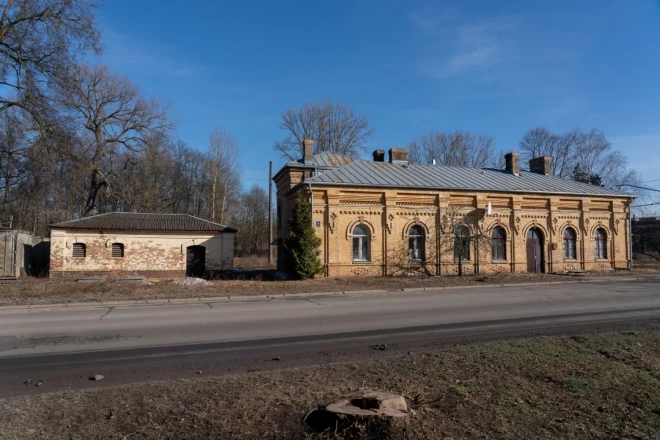 В Риге продается историческая железнодорожная станция.