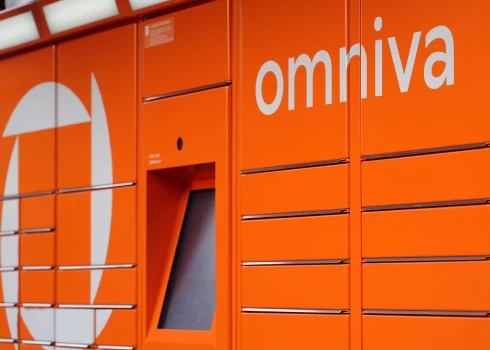 SIA "Omniva" pakomāts.
