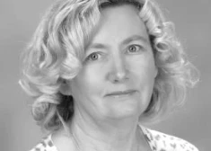 Mūžībā devusies Aizputes vidusskolas skolotāja Sarmīte Vilsone