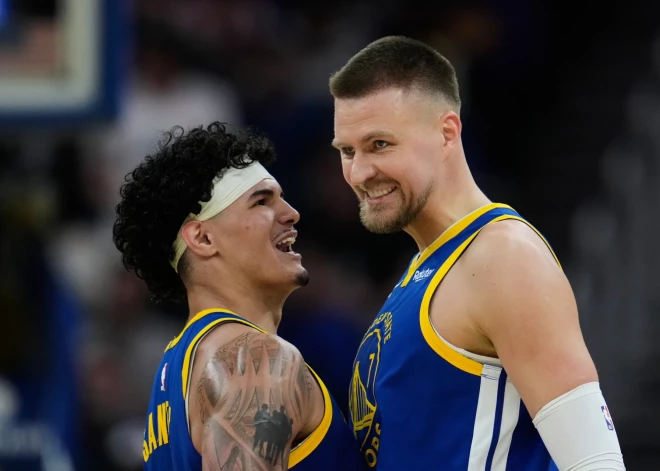 Kristaps Porziņģis zaudējumā aizvada rezultatīvāko spēli "Warriors" sastāvā