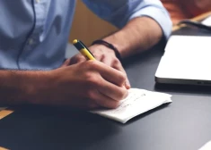 Valodnieki ir izstrādājuši jaunu apzīmējumu vārdam "supersets"