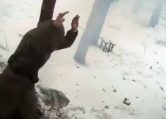 VIDEO: ukraiņu specvienības karavīri vairākas dienas izliekas par krieviem un sagādā okupantiem "pārsteigumu"