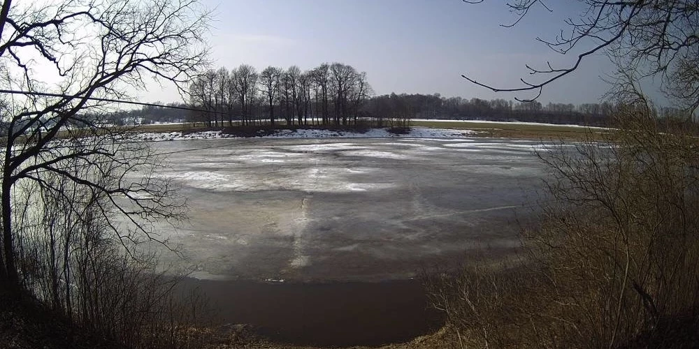 Daudzviet ir applūdušas palienes un zemākās vietas. 