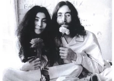 Tās tik ir tenkas! Joko Ono vienu atzīšanos turēja noslēpumā līdz pat Džona Lenona nāvei