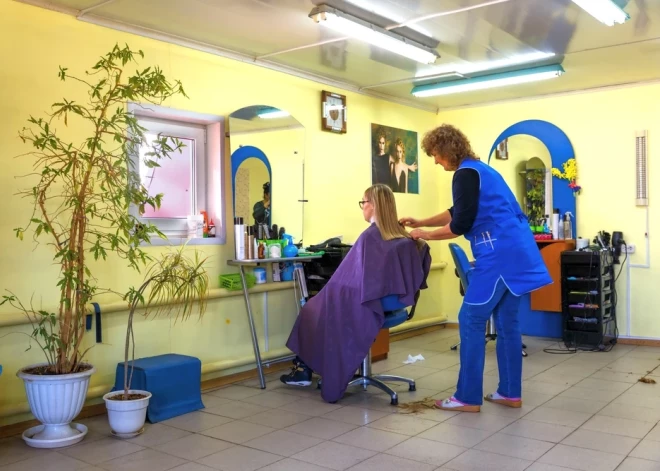 Европарламент требует сократить разрыв в зарплатах и пенсиях между женщинами и мужчинами