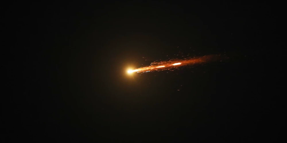 Izraēla ziņo par jauniem triecieniem "Hizbollah" mērķiem Beirūtas dienvidos.