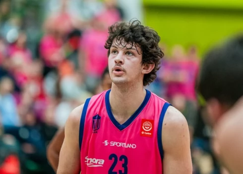 "Rīgas zeļļi" kluba līderis Frenkijs Fidlers.