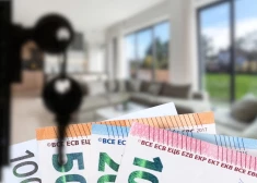 Не прошло и года: почти половине арендаторов в Латвии снова подняли плату за жилье