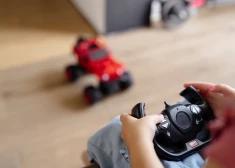 PTAC izplata nopietnu brīdinājumu par bīstamām rotaļlietām un ierīcēm