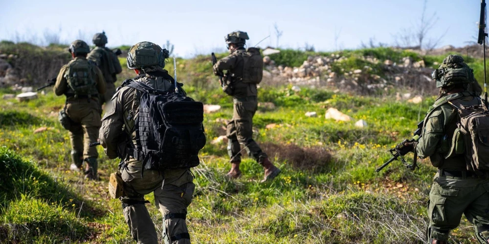 Izraēlas karavīri Libānas dienvidos.