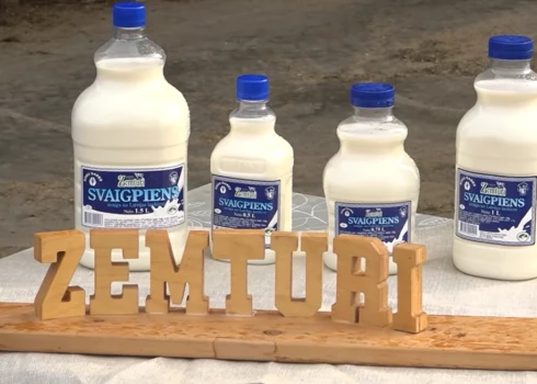 Produkcija atsaukta, jo saimniecībā vienai govij konstatēts Q drudzis (ekrānuzņēmums no video)