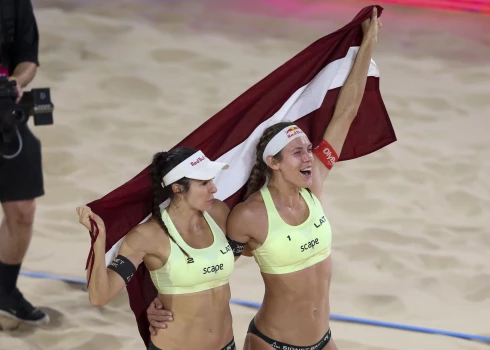 Anastasija Samoilova un Tīna Graudiņa