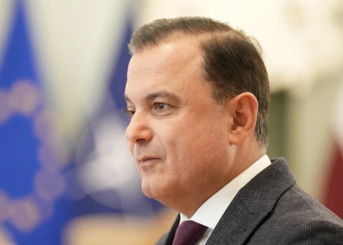 Хосам Абу Мери.