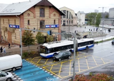 Рига хочет проститься со старыми автобусами, но новых придется ждать до 2028 года и брать огромный заем