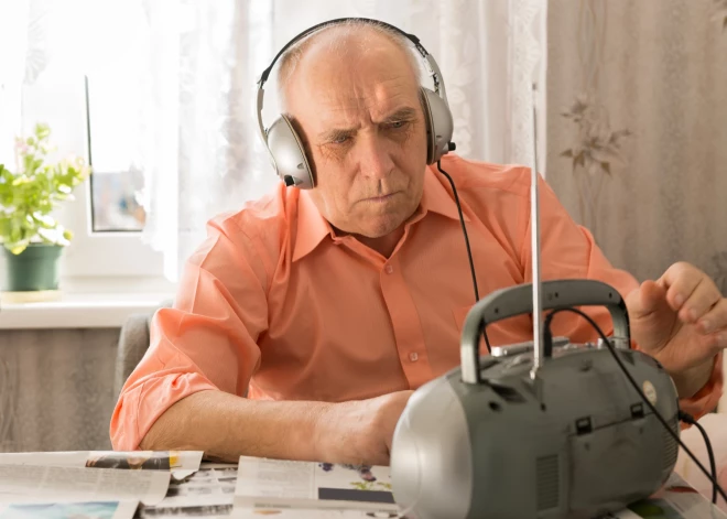 Почему в Латвии можно поймать радио из Беларуси - объяснение специалистов