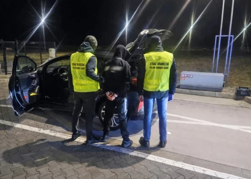 Latvijas pilsonis narkotikas bija saņēmis Vācijā un bija plānojis tās nogādāt Latvijā.