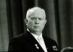 Krievija "ārvalstu aģentu" sarakstā iekļāvusi Hruščova mazmeitu