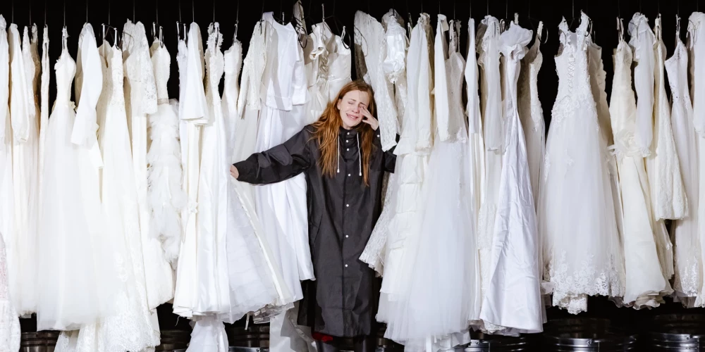 Izrāde tapusi starptautiskā projekta "Greenstage" jeb "Zaļā skatuve" ietvaros, radot tai ilgtspējīgu scenogrāfijas un kostīmu dizainu.