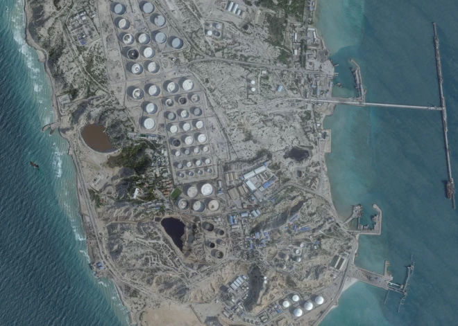 ASV bombardē militāros mērķus Irānas Hargas salā; Irāna draud atriebties