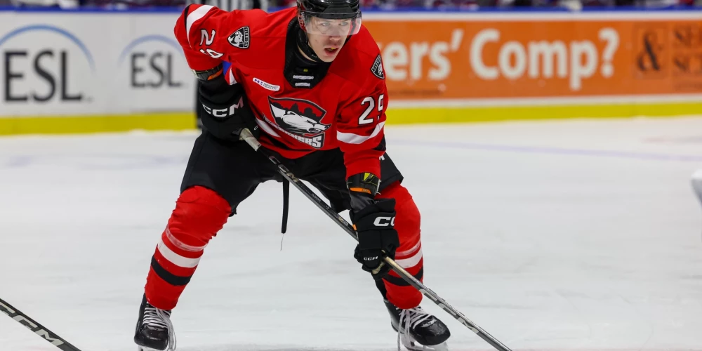 Pēc atgriešanās no NHL pagaidām spēlē ļoti sekmīgi.