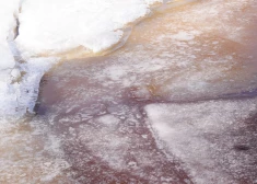 Опасный весенний лед: в Мадонском крае один человек погиб, двоих спасли