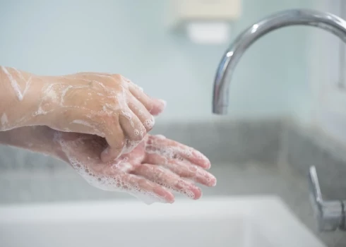 Aprūpes iestādēm plāno jaunus higiēnas noteikumus.