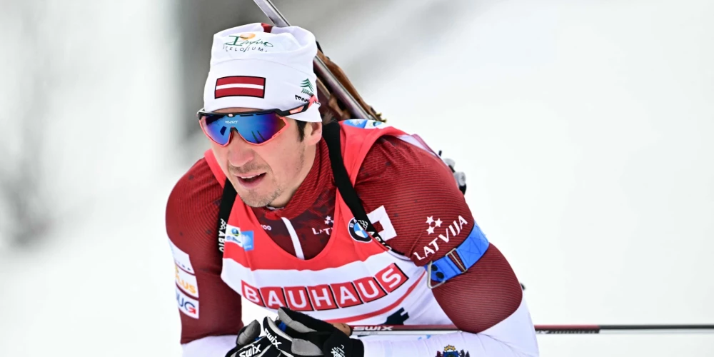 Andrejs Rastorgujevs trasē devās pirmais, šaušanā guļus aizvēra visus mērķus bez rezerves patronām, bet šaušanā stāvus nopelnīja soda apli.