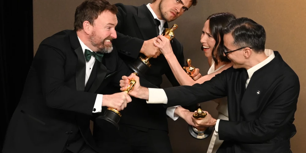 2026. gada "Oskara" ceremonijā noticis rets gadījums - vienā kategorijā uzvarējušas divas filmas.