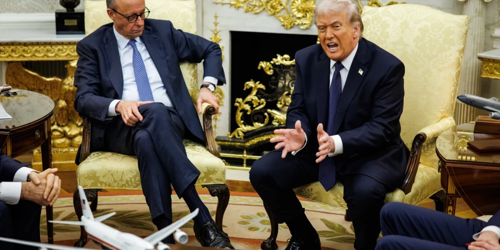 ASV prezidents Donalds Tramps un Vācijas kanclers Frīdrihs Mercs Baltajā namā 2026. gada 3. martā