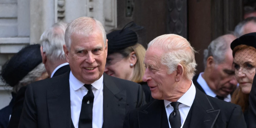 Vai karaļa Čārlza un prinča Endrū attiecībām pienākušas galīgas beigas?