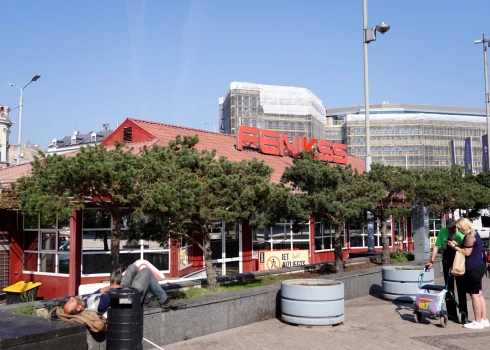 В Риге готовят перемены на месте бывшего игрового зала у Привокзальной площади.