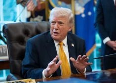 "Es varu izdarīt visu, ko gribu": Tramps nāk klajā ar skaļu paziņojumu par vēl vienu valsti