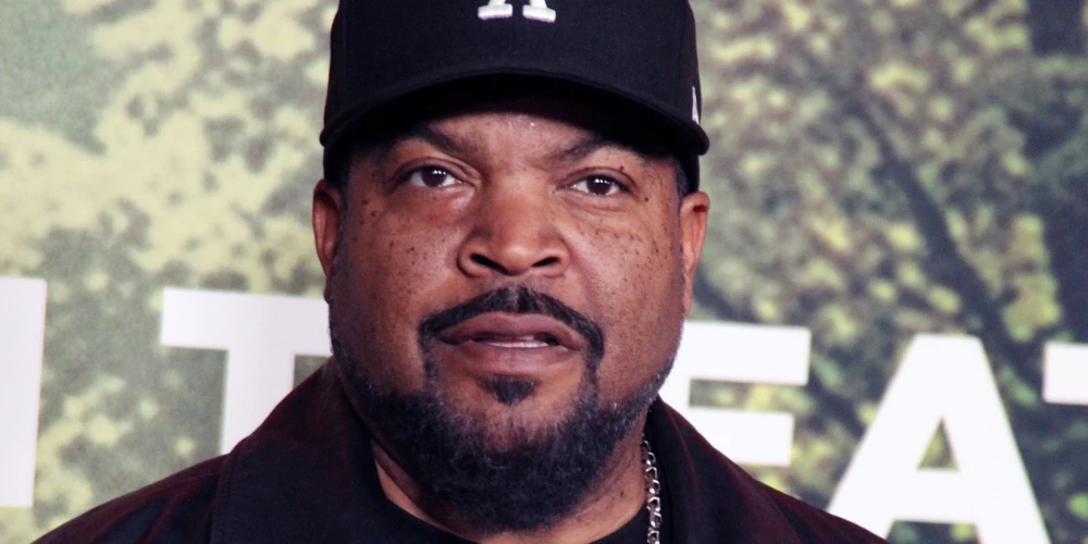 Ice Cube filma “War of the Worlds” kļūst par “Zelta aveņu” lielāko “uzvarētāju”.