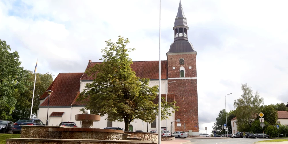 Palielinās iedzīvotāju apmierinātība ar dzīvi Valmieras novadā. 