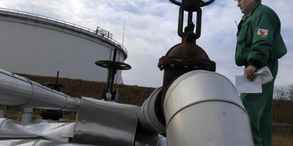 Naftas cauruļvads "Družba" Budapeštā.