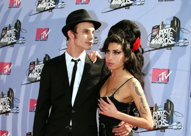 Эми Уайнхаус и Блейк Филдер-Сивил в 2007 году.