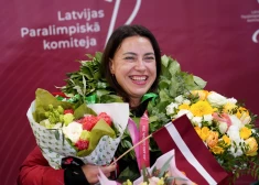Paralimpisko spēļu medaļniece Poļina Rožkova laimīga, ka 14 gadu ilgais darbs atmaksājies