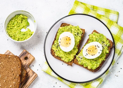 Olu krēmu un sīpolu sviestu var uzglabāt ledusskapī vairākas dienas.  