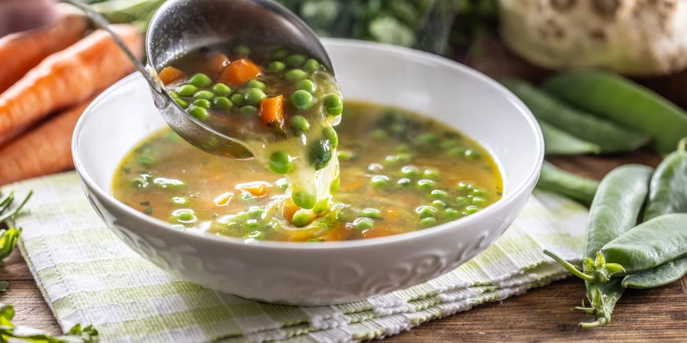 Sātīga zupa pusdienām. 